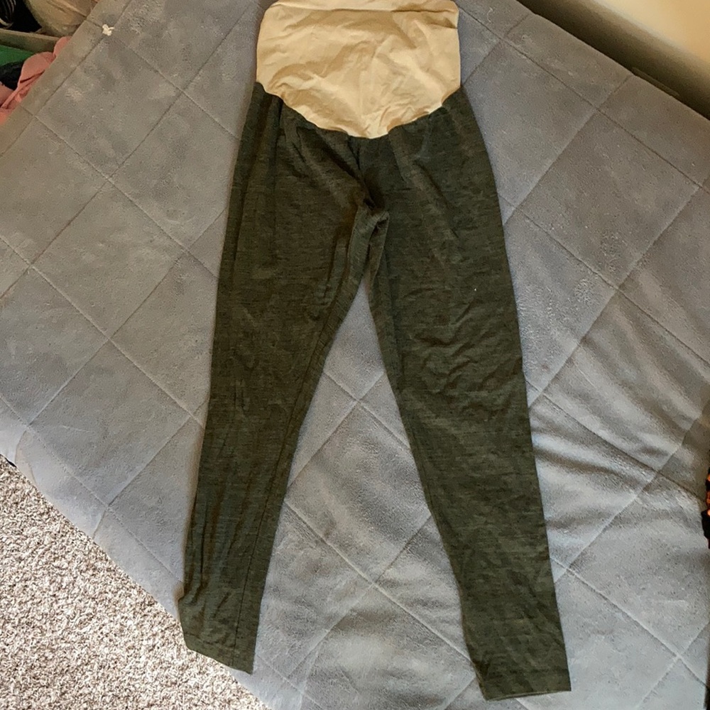 Heather green maternity leggings gently used